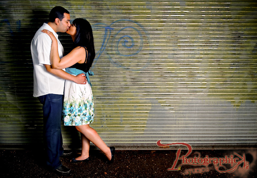 , Engagement Sessions of 2012 &#038; A Contest :)