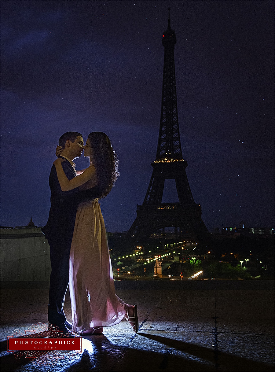 Eiffel Tower Engagement Session in the Rain