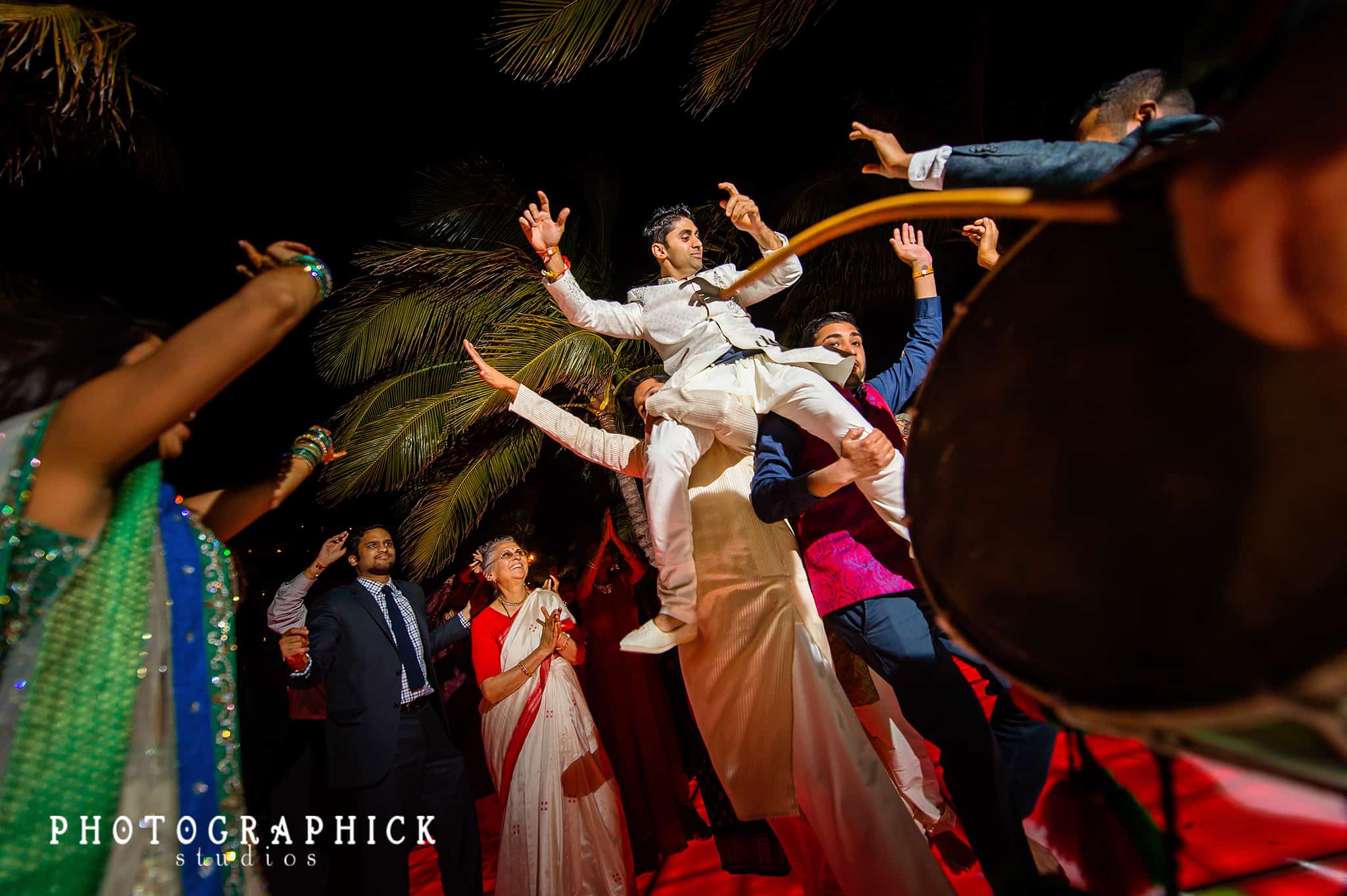 destination indian wedding, Destination Indian Wedding: Sara and Sid Cancun Hindu Wedding