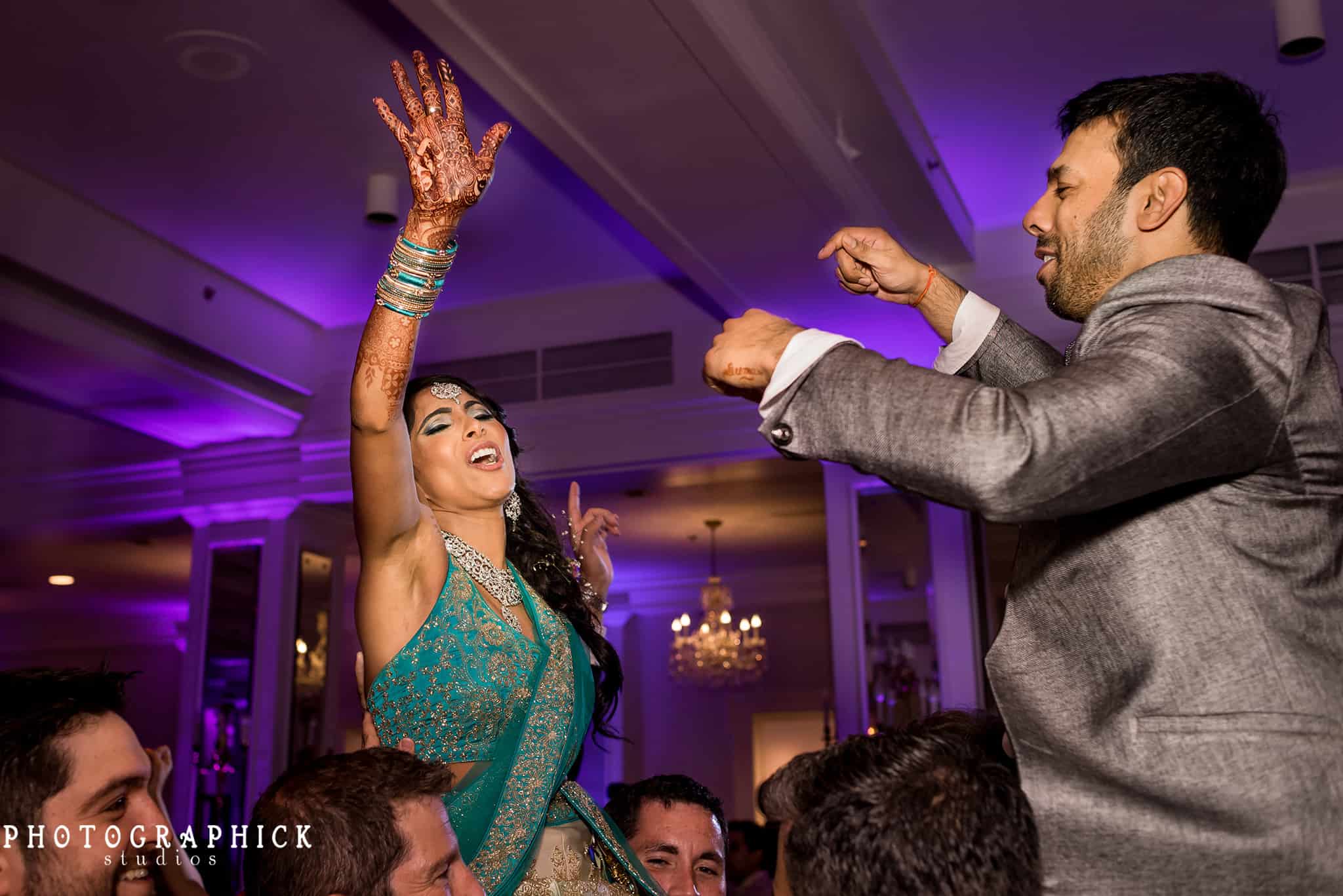 Mayflower Hotel Indian Wedding, Mayflower Hotel Indian Wedding: Seema and Kanad