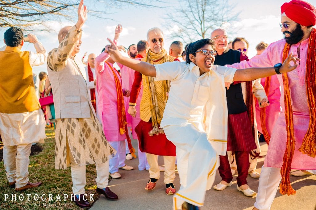 , Varsha And Dhruv Beach Indian Wedding