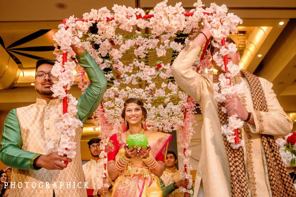 , Varsha And Dhruv Beach Indian Wedding